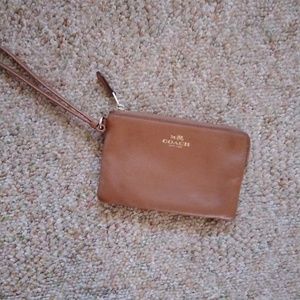 Coach New York caramel brown wristlet purse corner zip